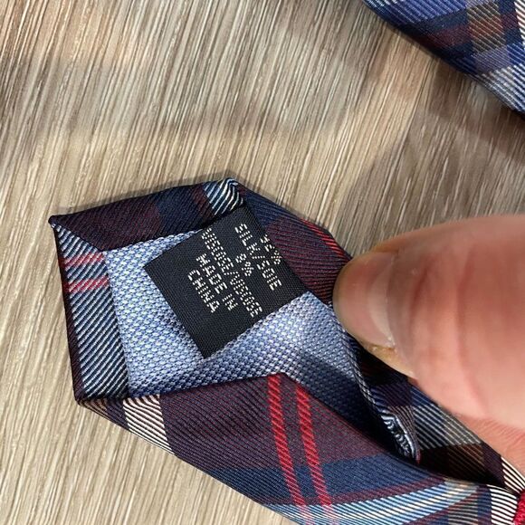 Tommy Hilfiger Tailored Silk Blend Blue and White Plaid Neck Tie - Picture 4 of 8